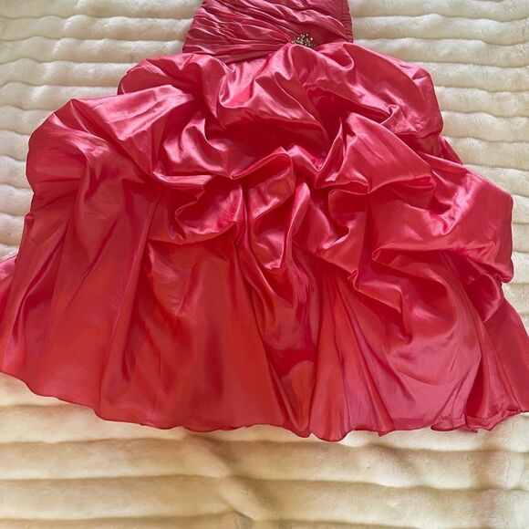 Night Moves strapless Flamingo Corset Ball Gown lace up back ruffle bottom SZ4 - Picture 5 of 11